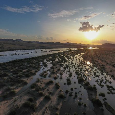Sandfontein Lodge & Nature Reserve Exterior photo